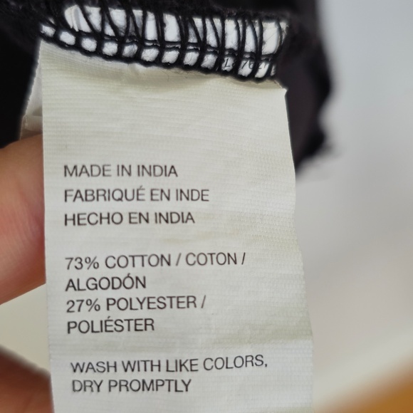 Van Heusen Men's Never Tuck Long-Sleeve Classic Fit Henley - XL - Picture 5 of 5